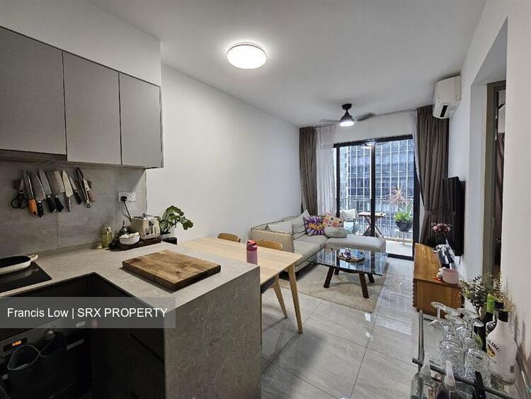 The Florence Residences (D19), Apartment #566878571